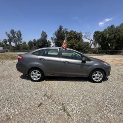 2014 Ford Fiesta