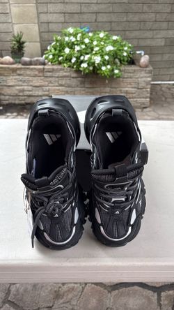 Adid Chunky Trail Sneakers Black White size US 7