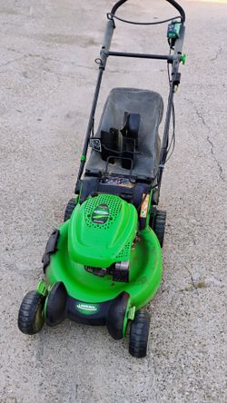 Lawn boy lawnmower Self propelled