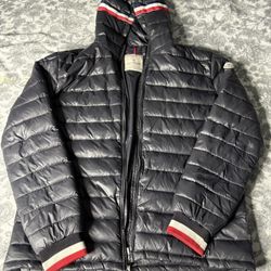 Moncler Giroux Tech-fabric Puffer Jacket