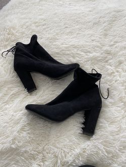 Chinese Laundry black bootie/boot (size 8)