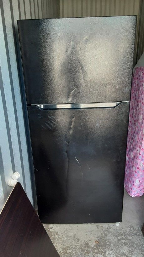 Fridge