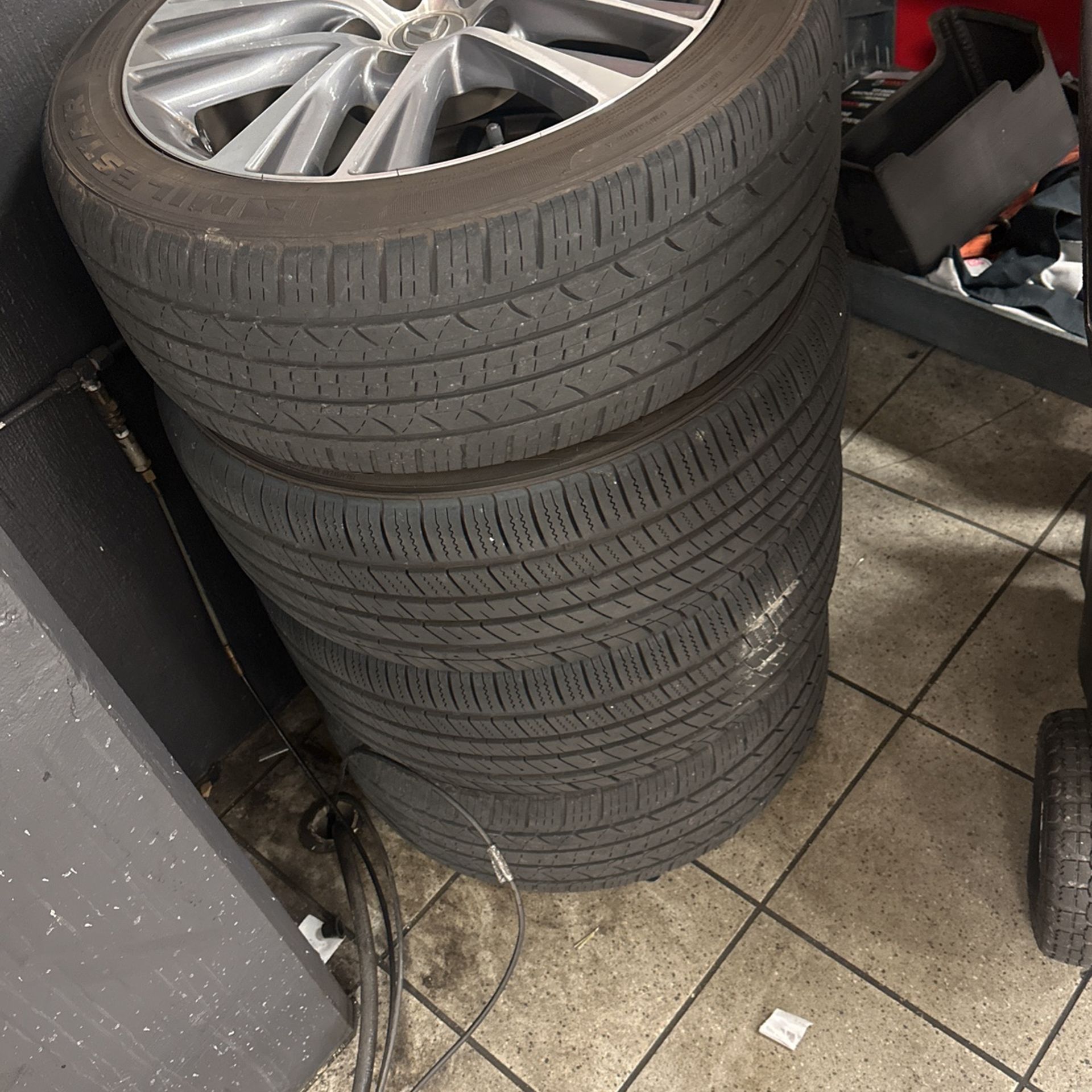 OEM 2020 Is300 Wheels And Tires 