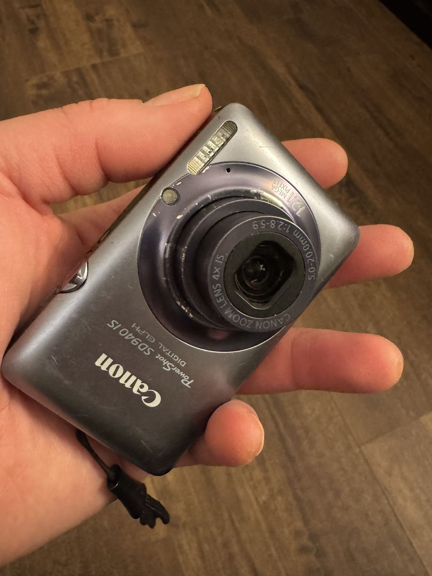 Canon PowerShot SD940 IS  Digital Camera