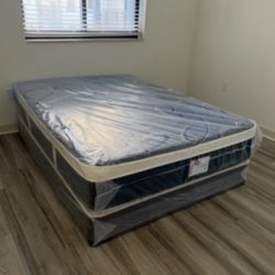 NEW Mattress Queen Size Plush Pillowtop With Box Spring // Offer  🚚