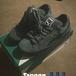 Puma suedes