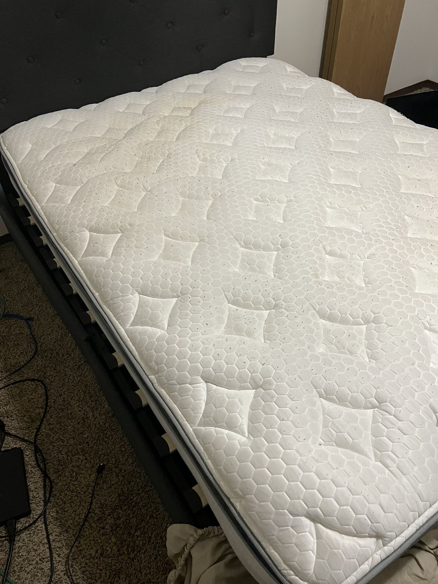 Full size Helix midnight mattress with glaciotex pillow top
