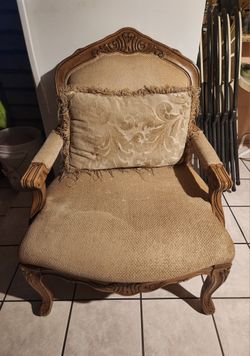 Living Room Chair 