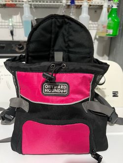Pet backpack/ carrier