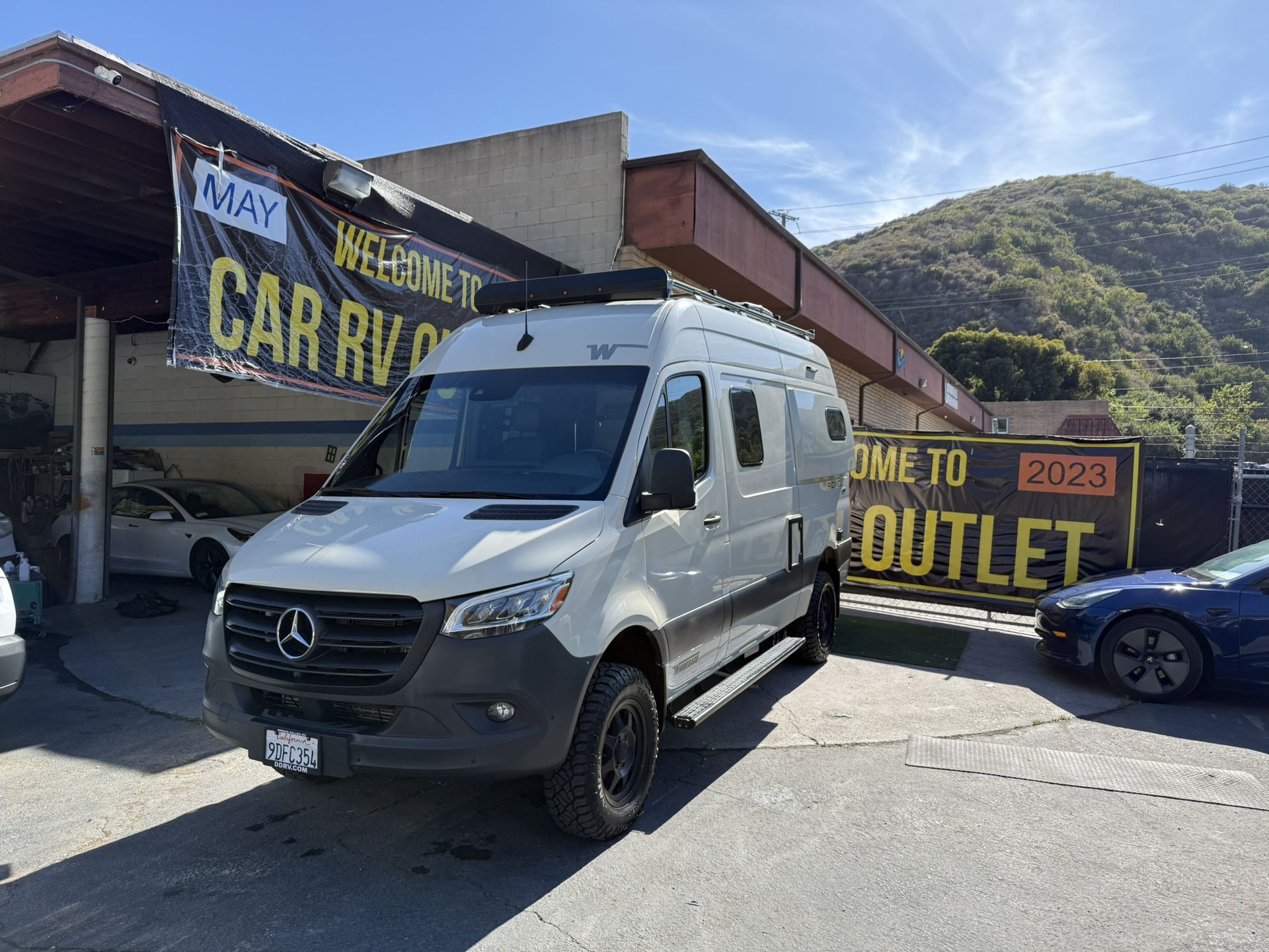 2023 Winnebago Revel 44E