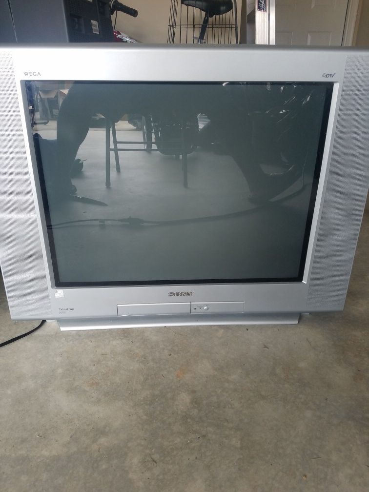 TVs and some hockey gears make me an offer