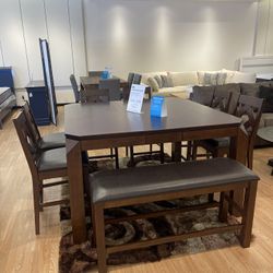Brand New Extendable Solid Wood Dining Table Set 
