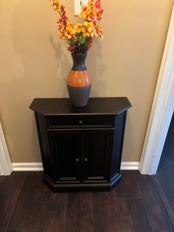 Side end table moving sale