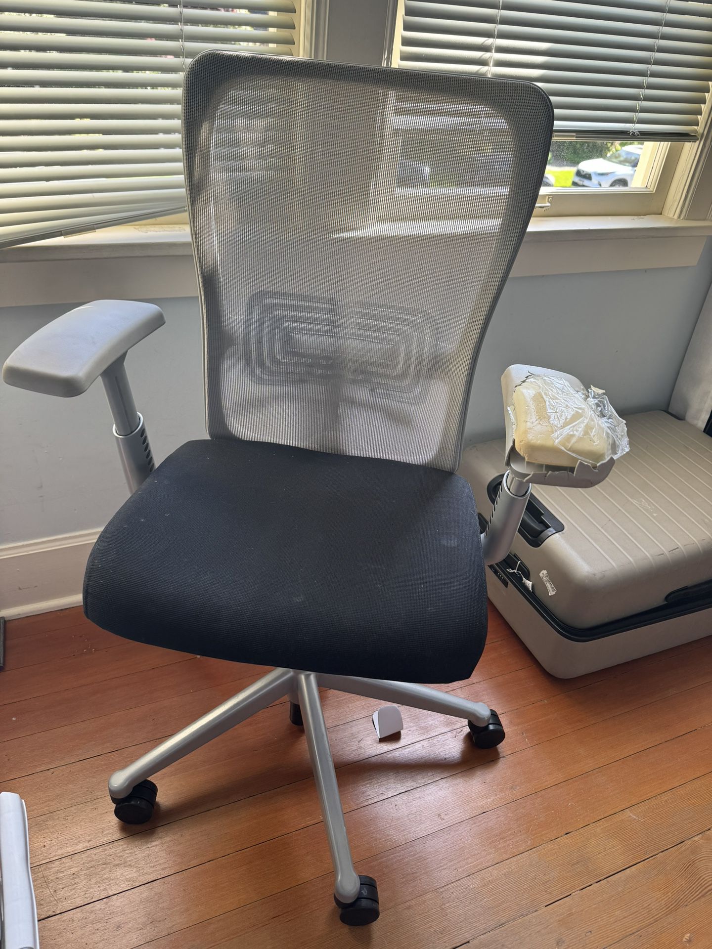 Free Haworth Professional Desk Office Chair 
