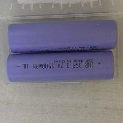 Rechargeable 3.7 V Batteries