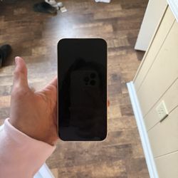 iPhone 13 Works Good