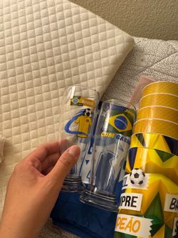 Brazilian merchandising World Cup, Brasil/Brazil time - cups