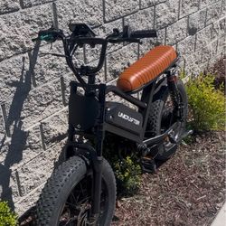 Volt cycle ebike