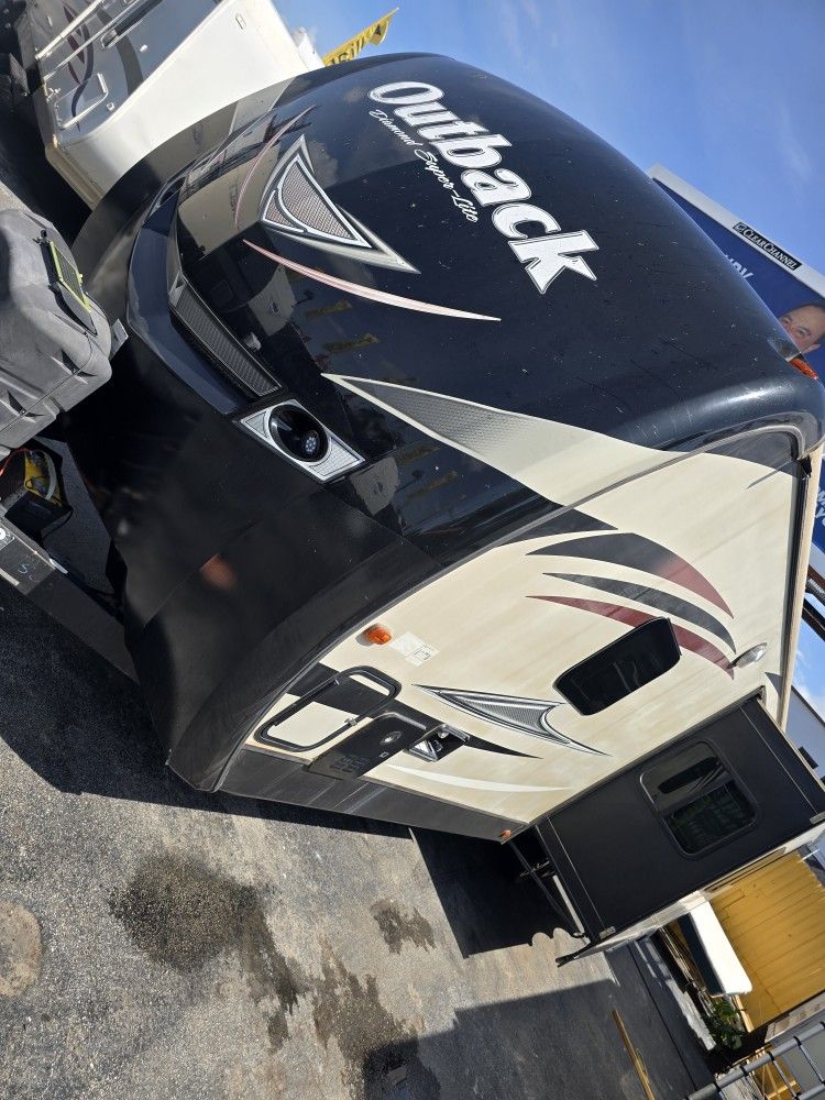Rv Travel Trailer For Sale 32ft Two Rooms