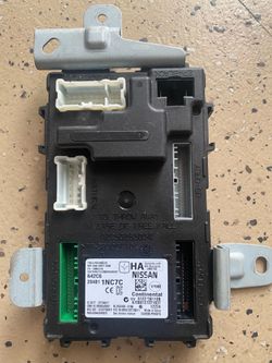 2011 - 2013 Infiniti G37 body control module