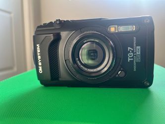 OM System Tough TG-7 Waterproof Digital Camera - Works Great