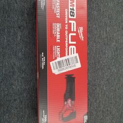 Milwaukee

M18 FUEL GEN-2 18V Lithium-Ion Brushless Cordless SAWZALL Reciprocating Saw (Tool-Only)

