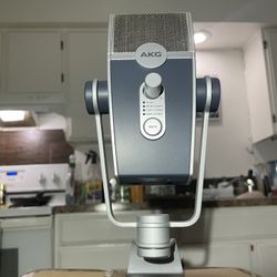 AKG Podcast Mic 
