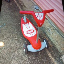 RADIO FLYER 3 WHEELED SCOO6 AGE 2-5