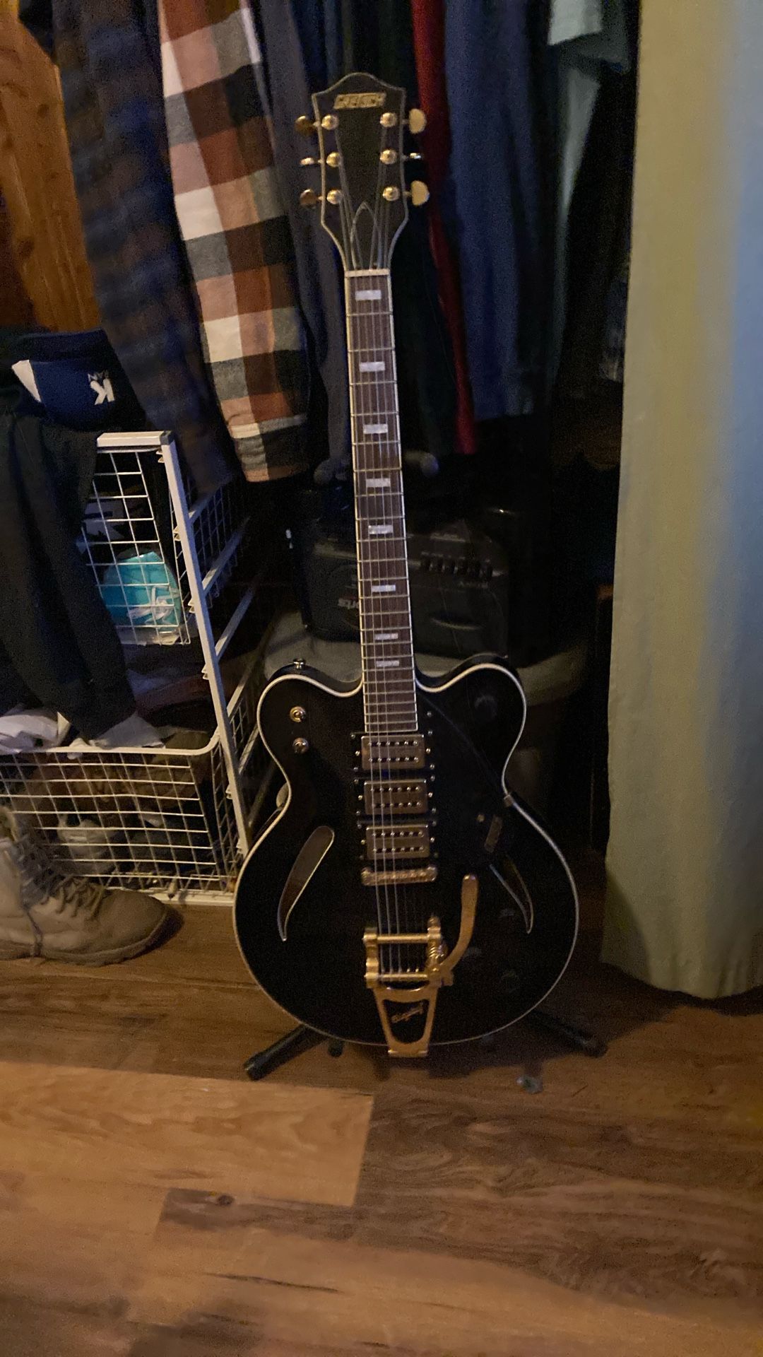 Gretch Streamliner Guitar