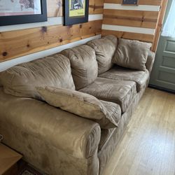 Cozy, Clean Sofa Sleeper