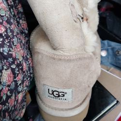Uggz Woman Boots Size 10 Light Brown Used