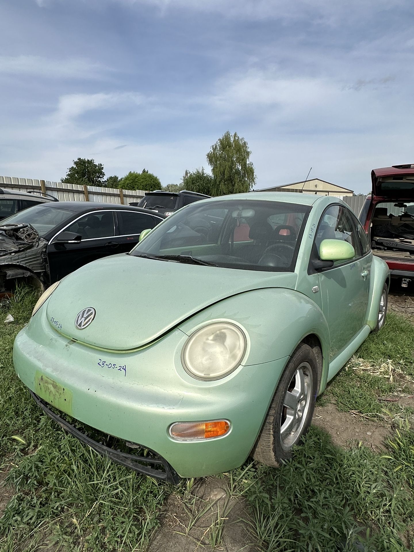 1999 VOLKSWAGEN NEW BEETLE🚗FULL PART OUT!!