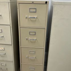 Hons File Cabinet In Great Working Condition With 4 Drawers 