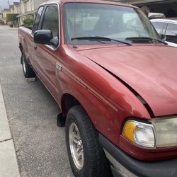 1998 Mazda B3000