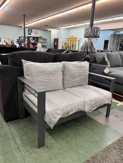 🔥 Hot Deal 🔥 Deep Seat Aluminum Outdoor Patio loveseat $200, Matching Patio Sofa $299, Delivery Available