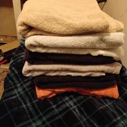 Six Large Bath Towels (A Variety Of Colors).