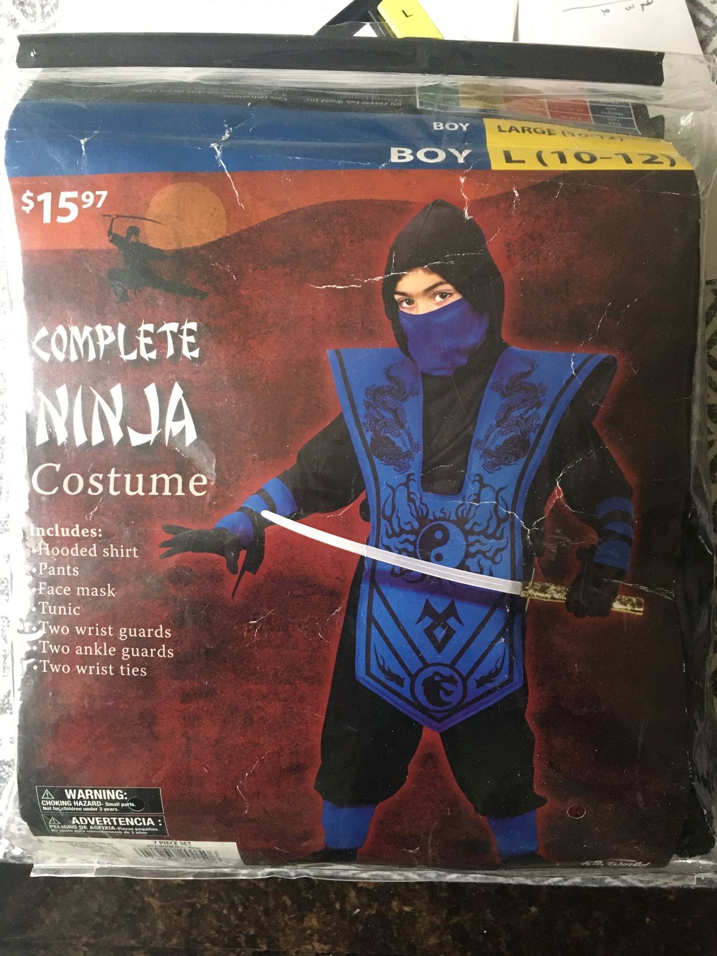 Boys Ninja Costume size 10-12. $5