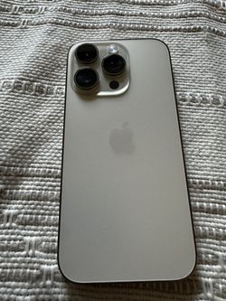 UNLOCKED IPHONE 14 PRO - gold 
