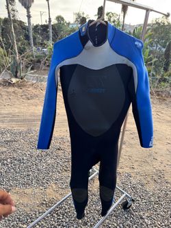 West 4/3mm full wetsuit