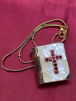 Vintage Religious Locket Containing Vintage Handmade 10” Mini Rosary