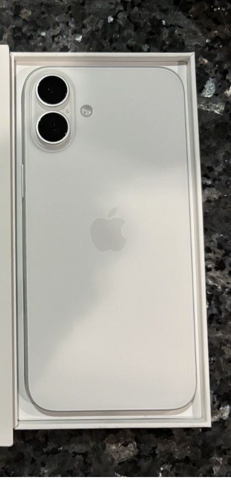 iPhone 16 plus 128 GB