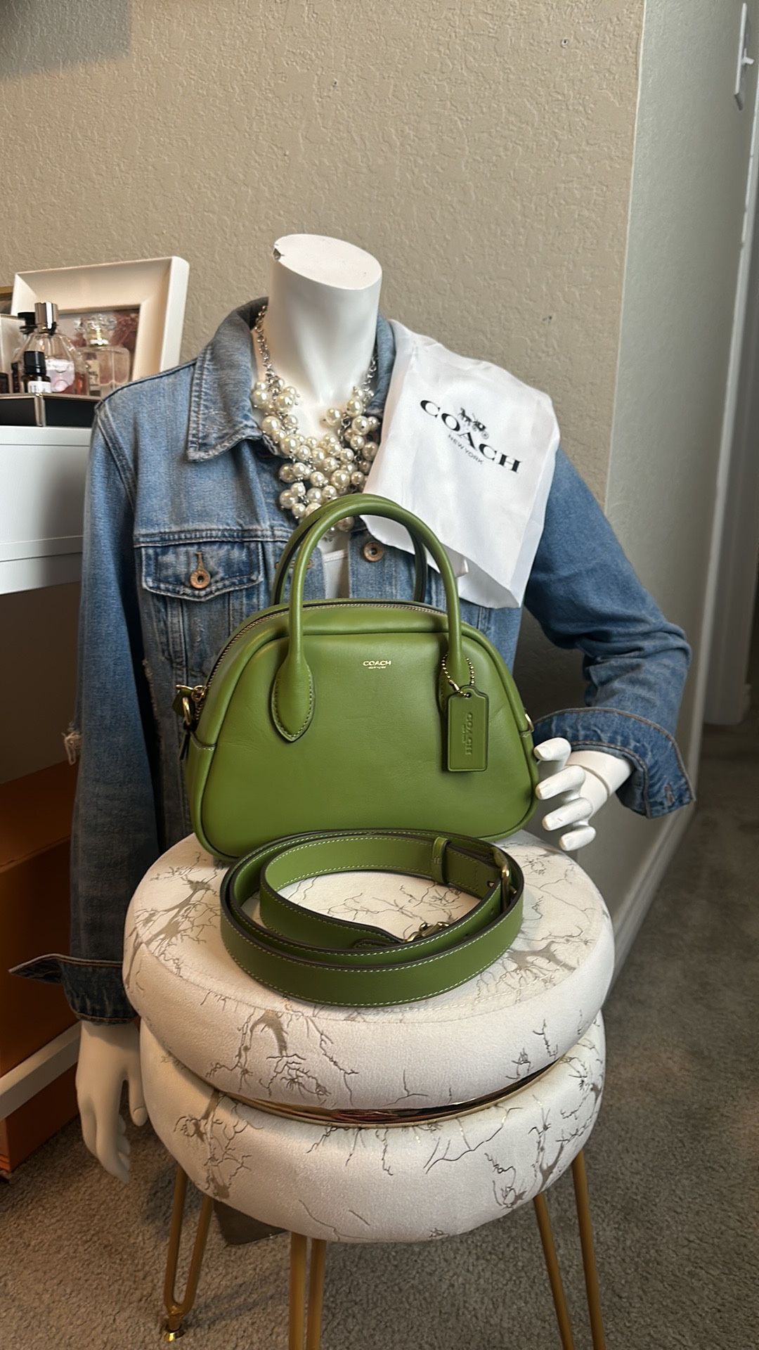 Coach Borough Bag Dark Lime for Sale in San Antonio, TX - OfferUp