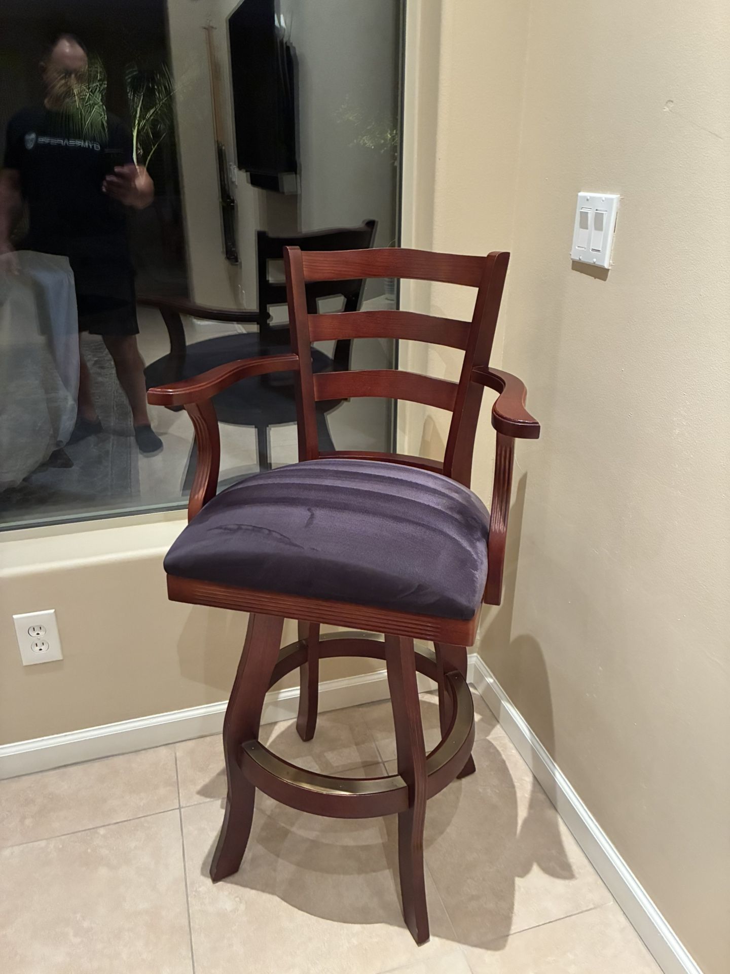 Bar Stools Mahogany Swivel (2 Stools)