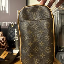 Louis Vuitton Bum Bag/ Waist Pouch