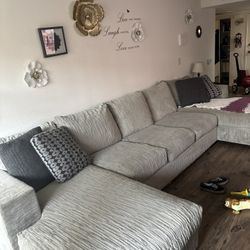 Jerome’s Custom Couch With Double Chase 