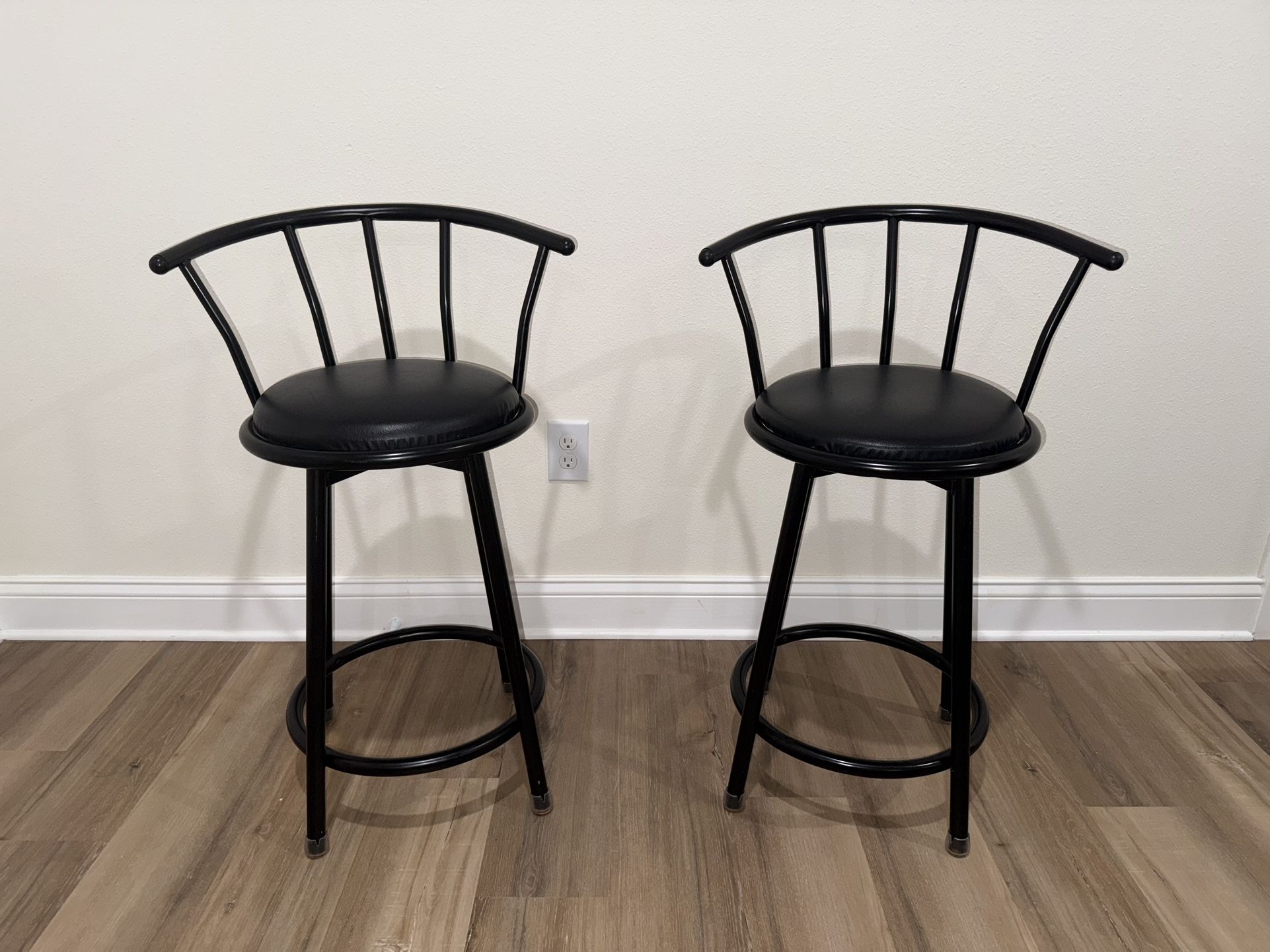 Swivel Counter Stool