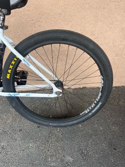 Trade black rim for chrome with cash on top