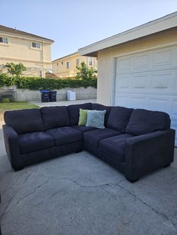 Great Sectional Sofa 💥 Free Delivery 💥