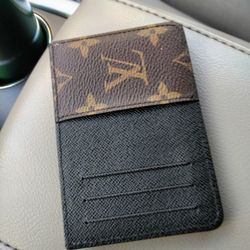 Lv Card Wallet 