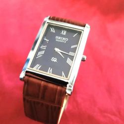 ⚡️NEW OLD STOCK - Rare Vintage Slim Tank Men's Leather Watch